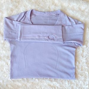 LULU LEMON LONG SLEEVE PURPLE EXCERSIZE TOP